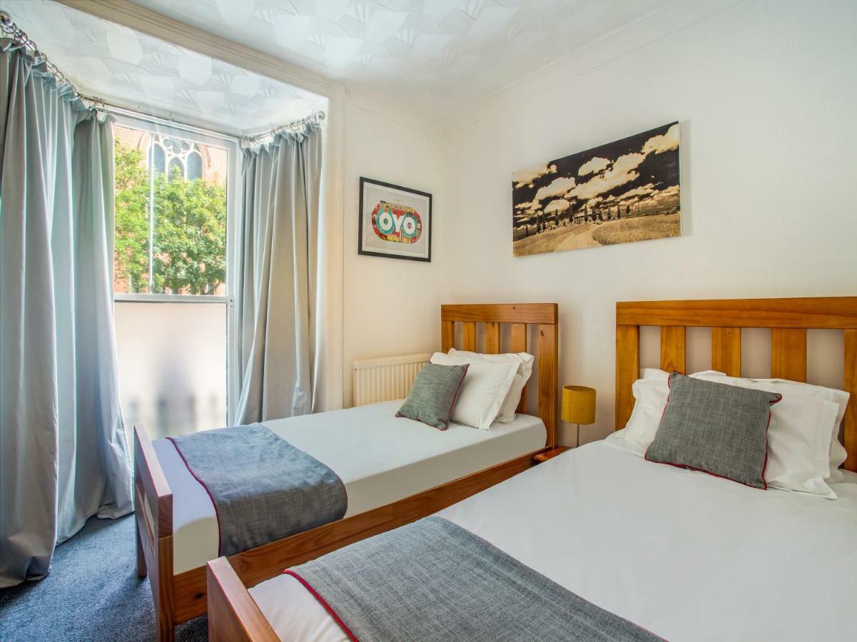 Oyo Avalon Lifestyle Guest House Brighton Екстер'єр фото
