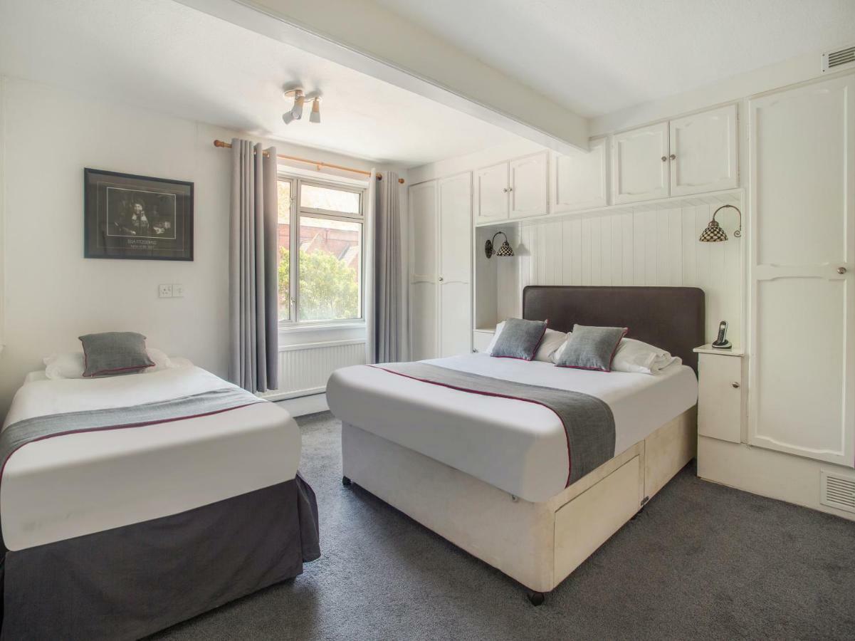 Oyo Avalon Lifestyle Guest House Brighton Екстер'єр фото