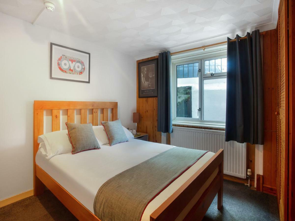 Oyo Avalon Lifestyle Guest House Brighton Екстер'єр фото
