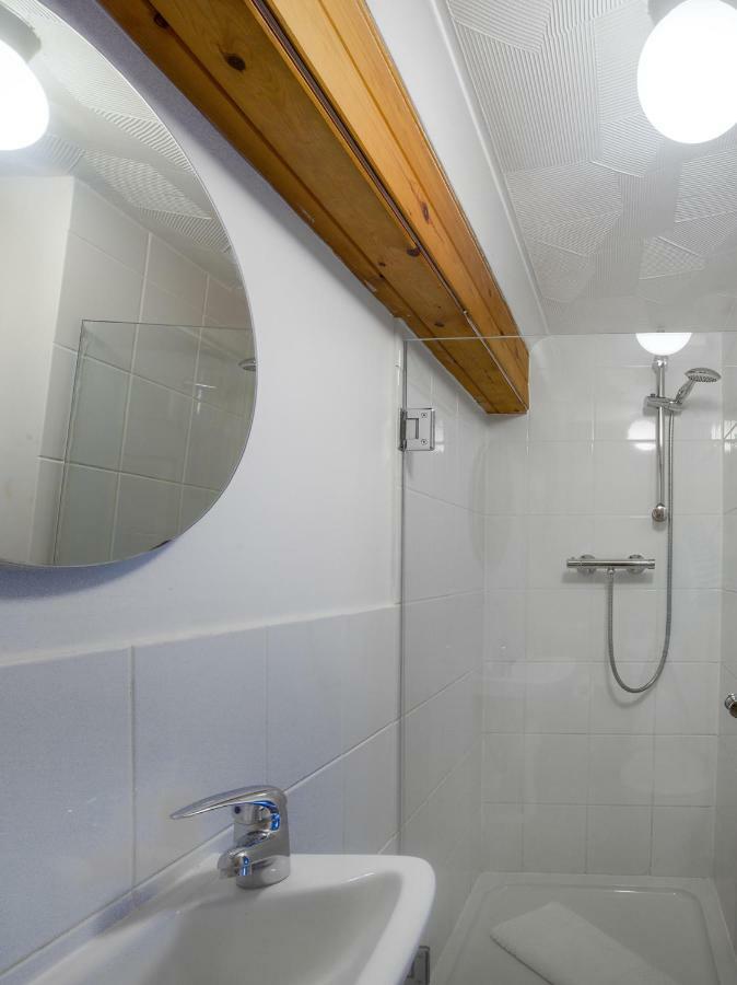 Oyo Avalon Lifestyle Guest House Brighton Екстер'єр фото