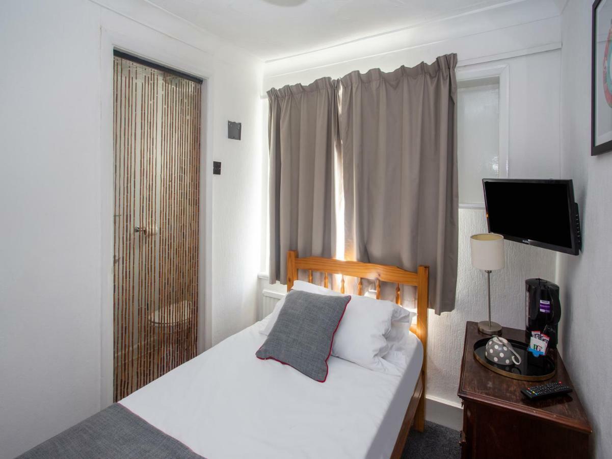 Oyo Avalon Lifestyle Guest House Brighton Екстер'єр фото
